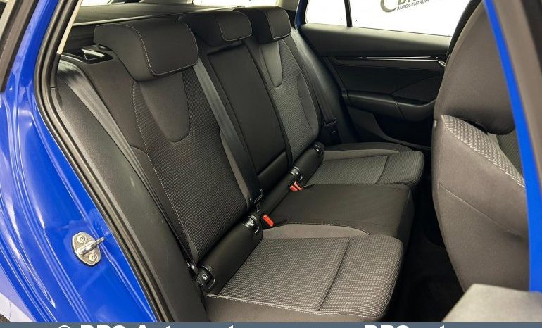 Skoda Octavia 2.0 TSI Combi 4×4 Automatas 2022 full