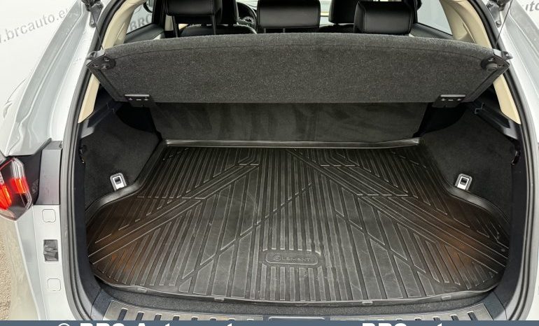 Lexus NX300h Hybrid e-Four e-CVT Automatas 2015 full
