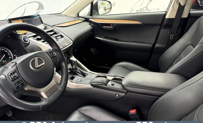 Lexus NX300h Hybrid e-Four e-CVT Automatas 2015 full