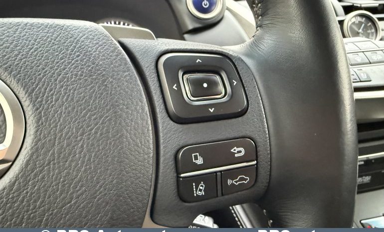 Lexus NX300h Hybrid e-Four e-CVT Automatas 2015 full