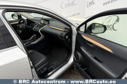 Lexus NX300h Hybrid e-Four e-CVT Automatas 2015 full