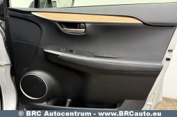 Lexus NX300h Hybrid e-Four e-CVT Automatas 2015 full