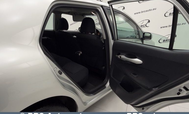 Toyota Auris 1.4 D-4D Linea Sol 2008 full