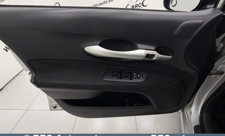 Toyota Auris 1.4 D-4D Linea Sol 2008 full