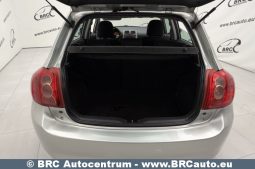 Toyota Auris 1.4 D-4D Linea Sol 2008 full