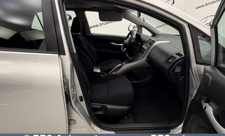 Toyota Auris 1.4 D-4D Linea Sol 2008 full