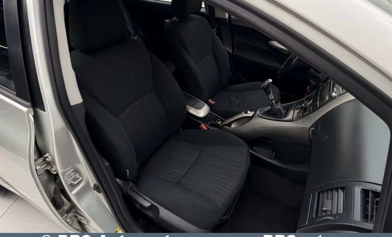 Toyota Auris 1.4 D-4D Linea Sol 2008 full