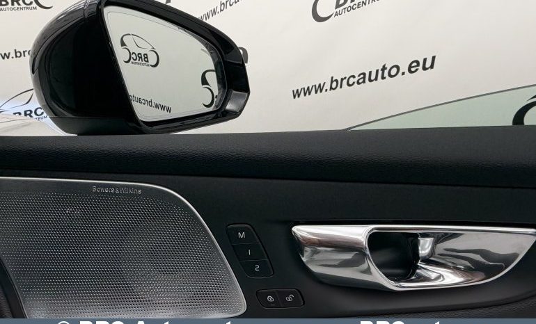 Volvo V60 Plug-in AWD T8 Twin Engine 2025 full