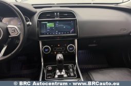 Jaguar XE S Automatas 2020 full