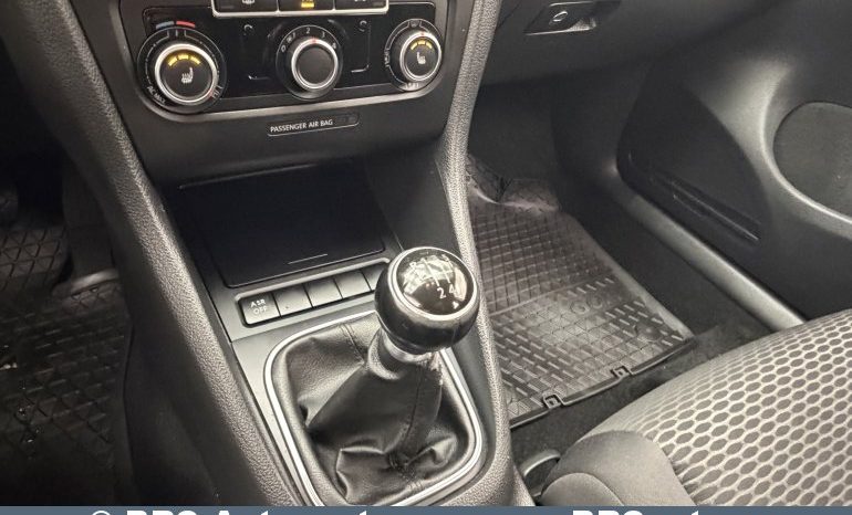 Volkswagen Golf 1.6 TDI Trendline 2012 full
