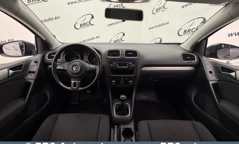 Volkswagen Golf 1.6 TDI Trendline 2012 full
