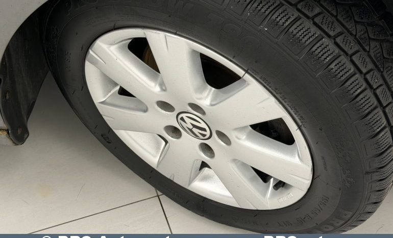 Volkswagen Golf 1.6 TDI Trendline 2012 full