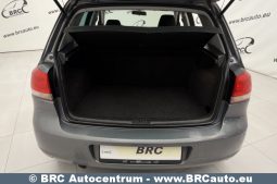 Volkswagen Golf 1.6 TDI Trendline 2012 full