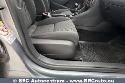 Volkswagen Golf 1.6 TDI Trendline 2012 full