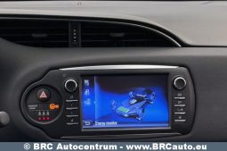 Toyota Yaris 1.5 S-Tier Hybrid Comfort Automatas 2017 full