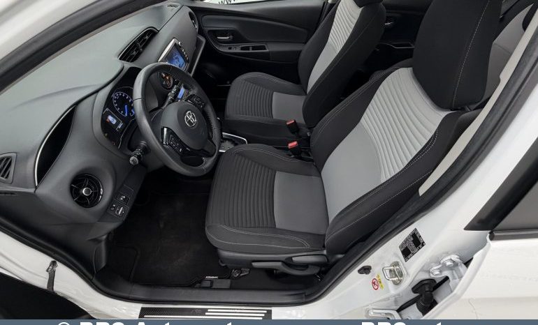 Toyota Yaris 1.5 S-Tier Hybrid Comfort Automatas 2017 full