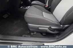 Toyota Yaris 1.5 S-Tier Hybrid Comfort Automatas 2017 full