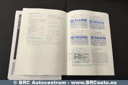 Toyota Yaris 1.0 VVT-i 2015 full