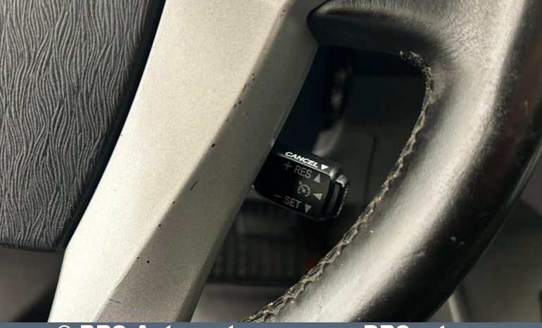 Toyota Prius Hybrid Automatas 2012 full