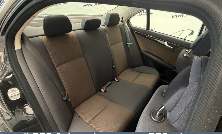 Mercedes-Benz C 180  2011 full
