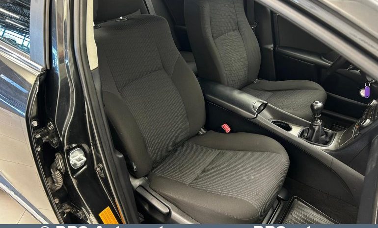 Toyota Avensis 2.0 D-4D 2010 full