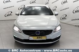 Volvo V60 2.0 D2 Automatas 2017 full
