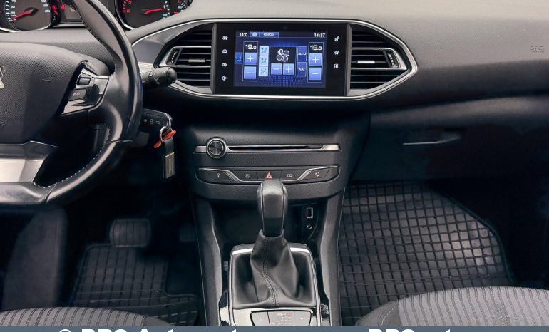 Peugeot 308 1.6 BlueHDI Automatas 2016 full