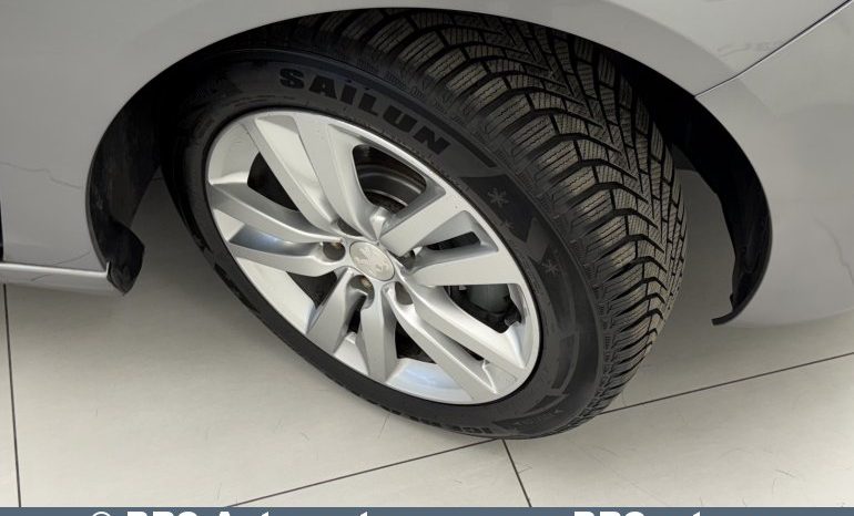 Peugeot 308 1.6 BlueHDI Automatas 2016 full