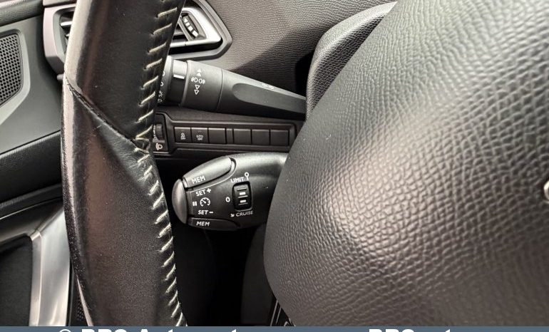 Peugeot 308 1.6 BlueHDI Automatas 2016 full