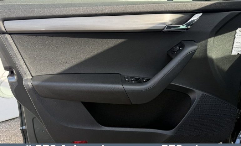 Skoda Octavia 1.6 TDI Automatas 2019 full