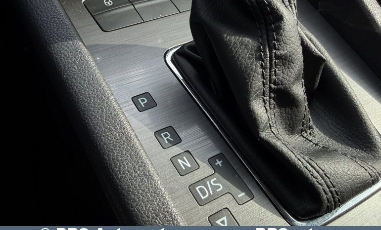 Skoda Octavia 1.6 TDI Automatas 2019 full