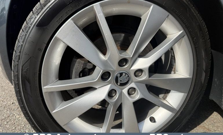 Skoda Octavia 1.6 TDI Automatas 2019 full