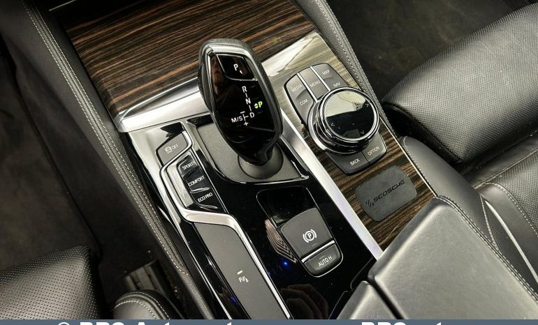 BMW M550 i xDrive Automatas 2019 full