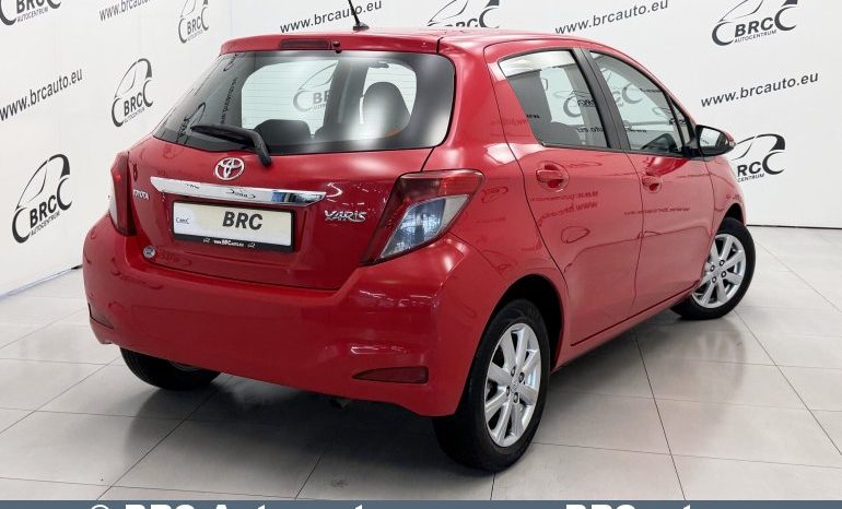 Toyota Yaris 1.3 VVT-i 2013 full
