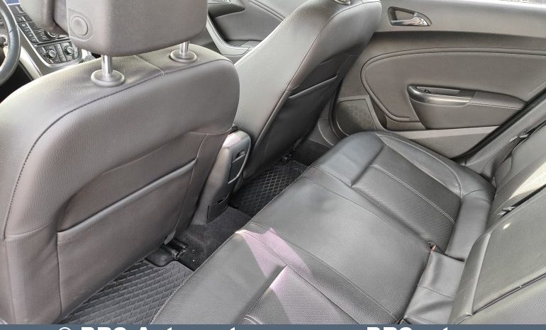 Opel Astra 1.7 CDTI 2010 full