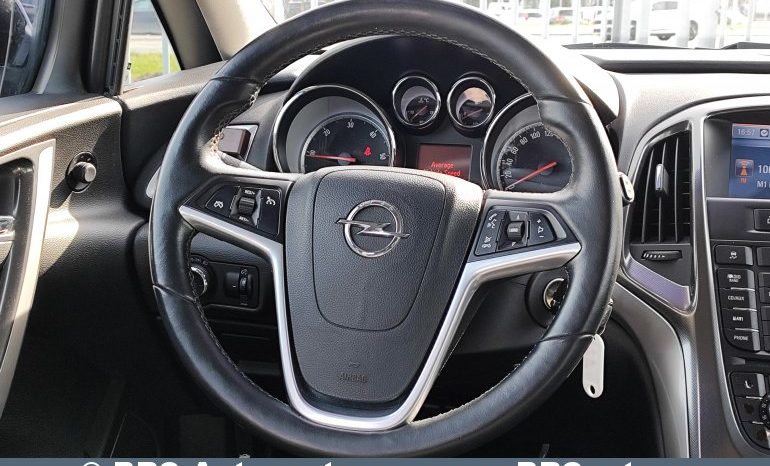 Opel Astra 1.7 CDTI 2010 full