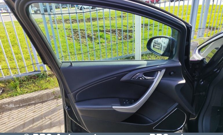 Opel Astra 1.7 CDTI 2010 full