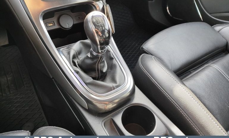 Opel Astra 1.7 CDTI 2010 full