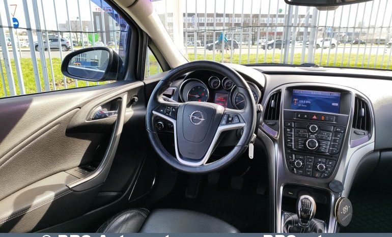Opel Astra 1.7 CDTI 2010 full