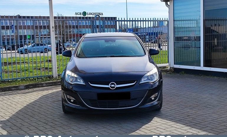 Opel Astra 1.7 CDTI 2010 full