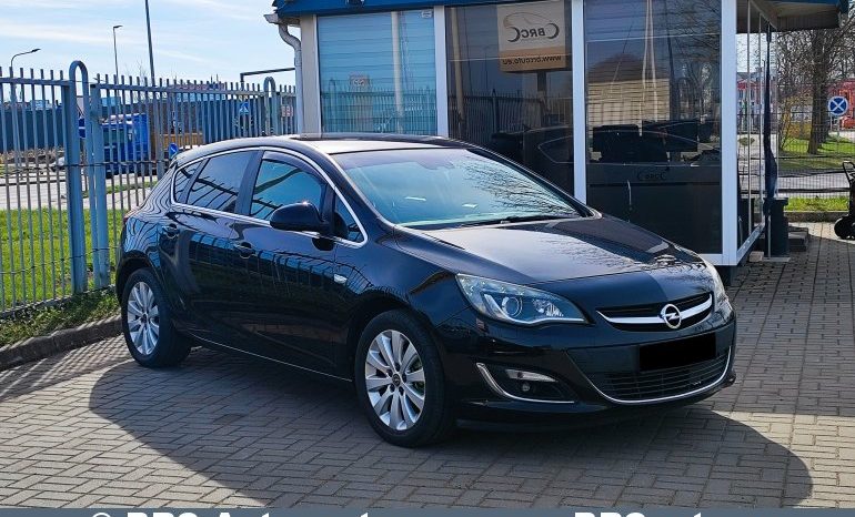 Opel Astra 1.7 CDTI 2010 full