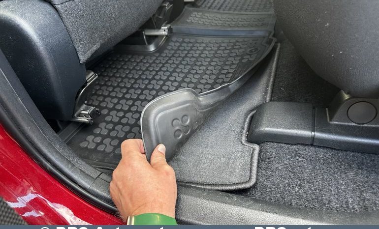 Toyota RAV 4 2.0i AWD Automatas 2018 full