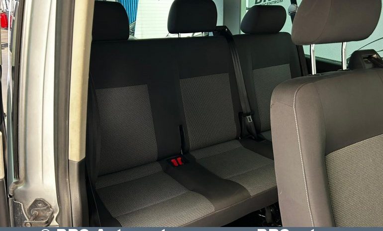 Volkswagen Caravelle 2.0 TDI 2015 full