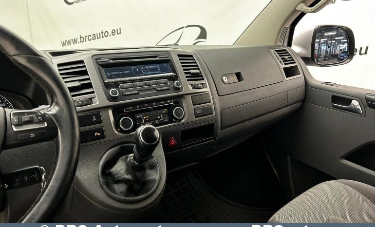 Volkswagen Caravelle 2.0 TDI 2015 full