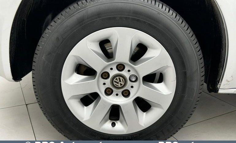 Volkswagen Caravelle 2.0 TDI 2015 full