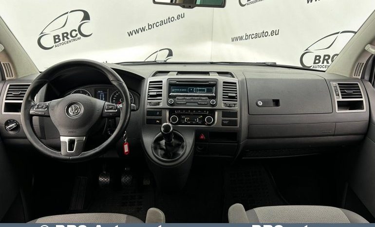 Volkswagen Caravelle 2.0 TDI 2015 full