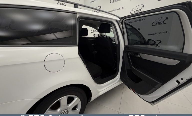 Volkswagen Passat Variant 1.6TDI Bluemotion 2012 full