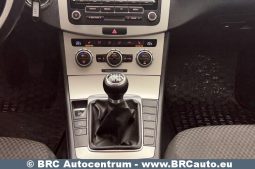 Volkswagen Passat Variant 1.6TDI Bluemotion 2012 full
