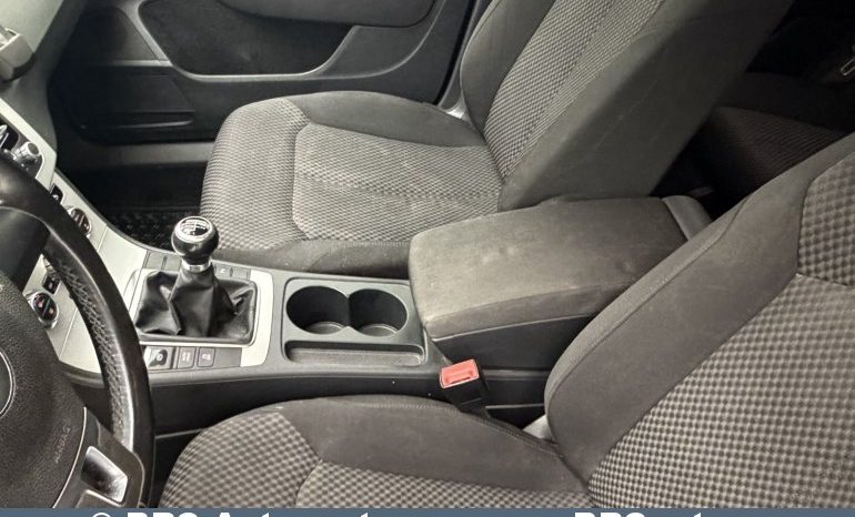 Volkswagen Passat Variant 1.6TDI Bluemotion 2012 full