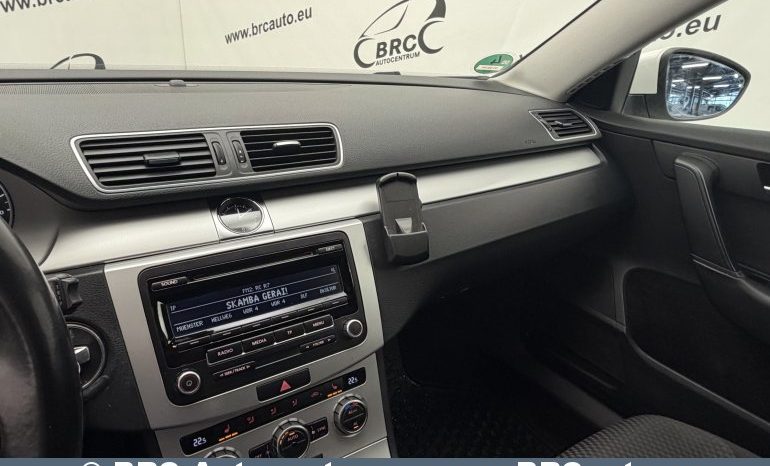 Volkswagen Passat Variant 1.6TDI Bluemotion 2012 full